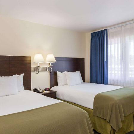 Days Inn By Wyndham Santa Maria Экстерьер фото